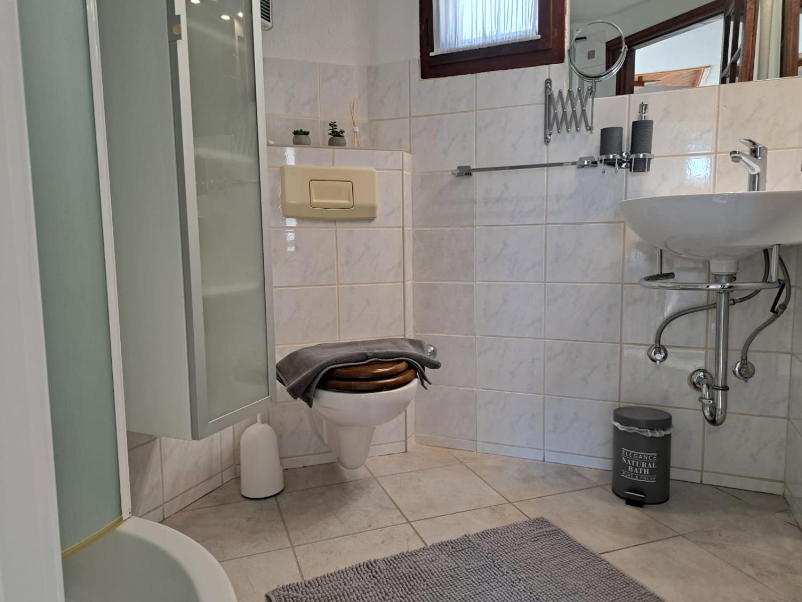 Villa Apartments Oliva Seget Vranjica Exteriér fotografie